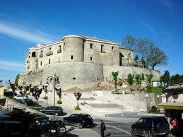 visitare il castello di gesualdo